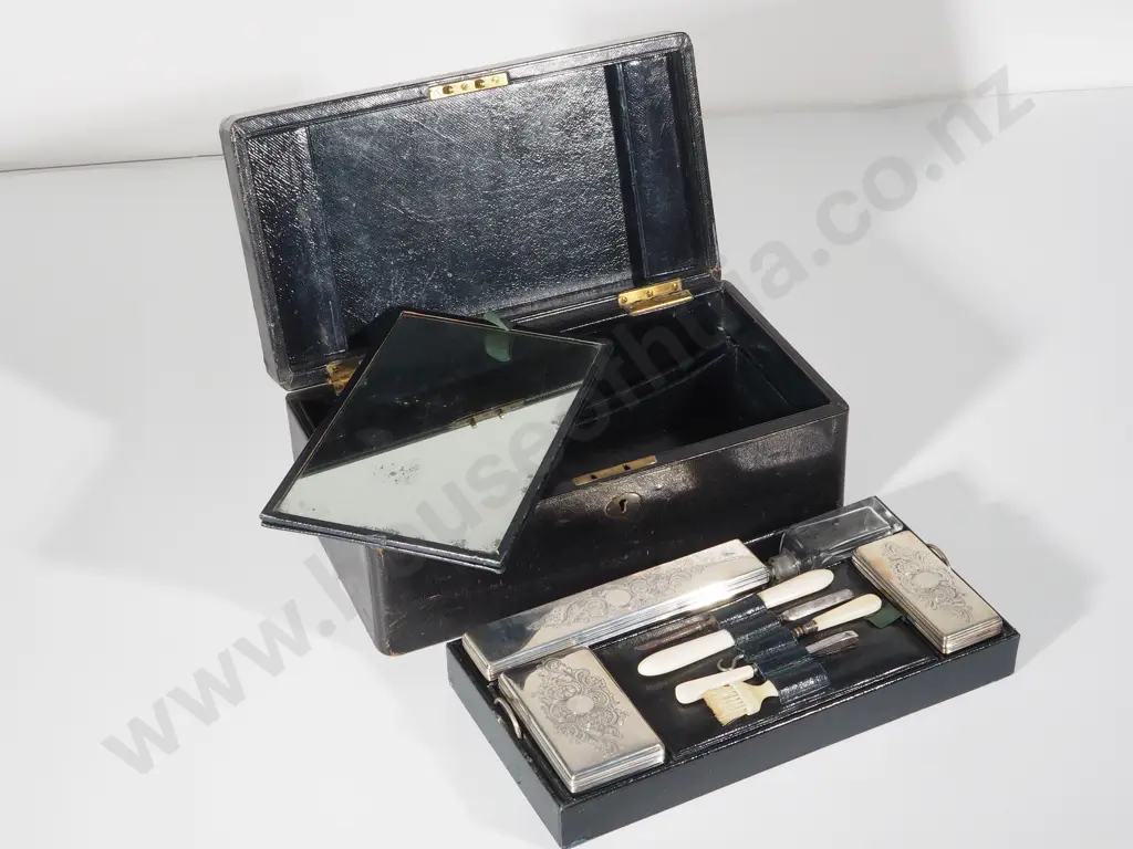 Gentlemans Dressing Case, Sterling Silver Mounted Boxes: Hallmarked 1844 Francis Douglas  Image 1++
