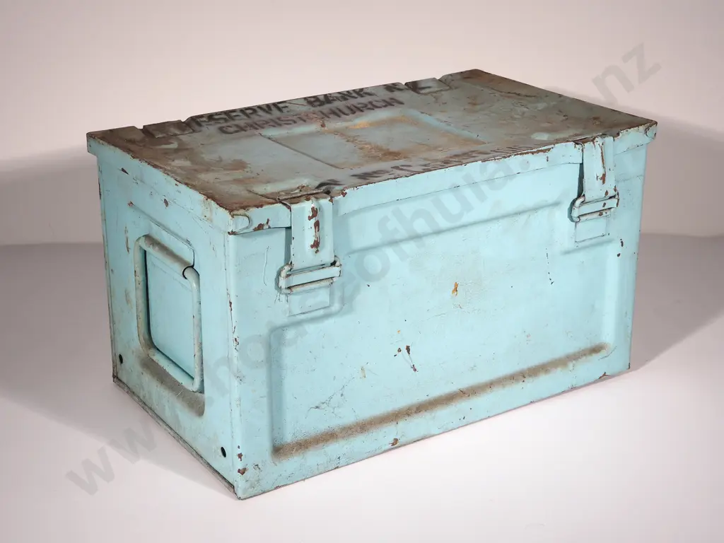 Reserve Bank of New Zealand Converted Ammunition Tin for the 1967 Decimal Changeover Image 1++