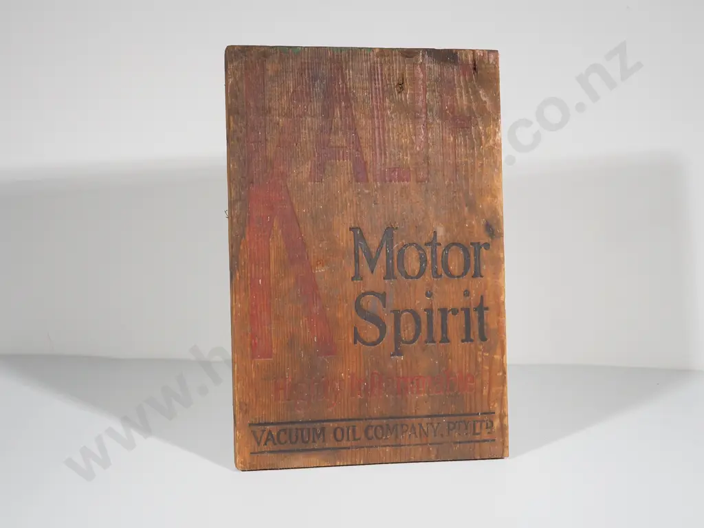 Kalif Motoring Spirits: Antique Crate End Image 1++
