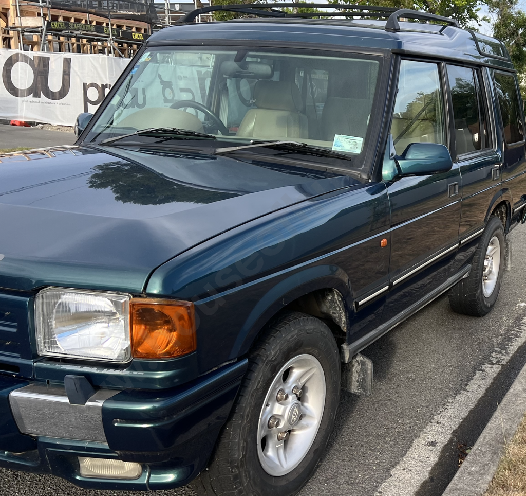 1999 Anniversary Edition Land Rover Discovery in Green Image 1++