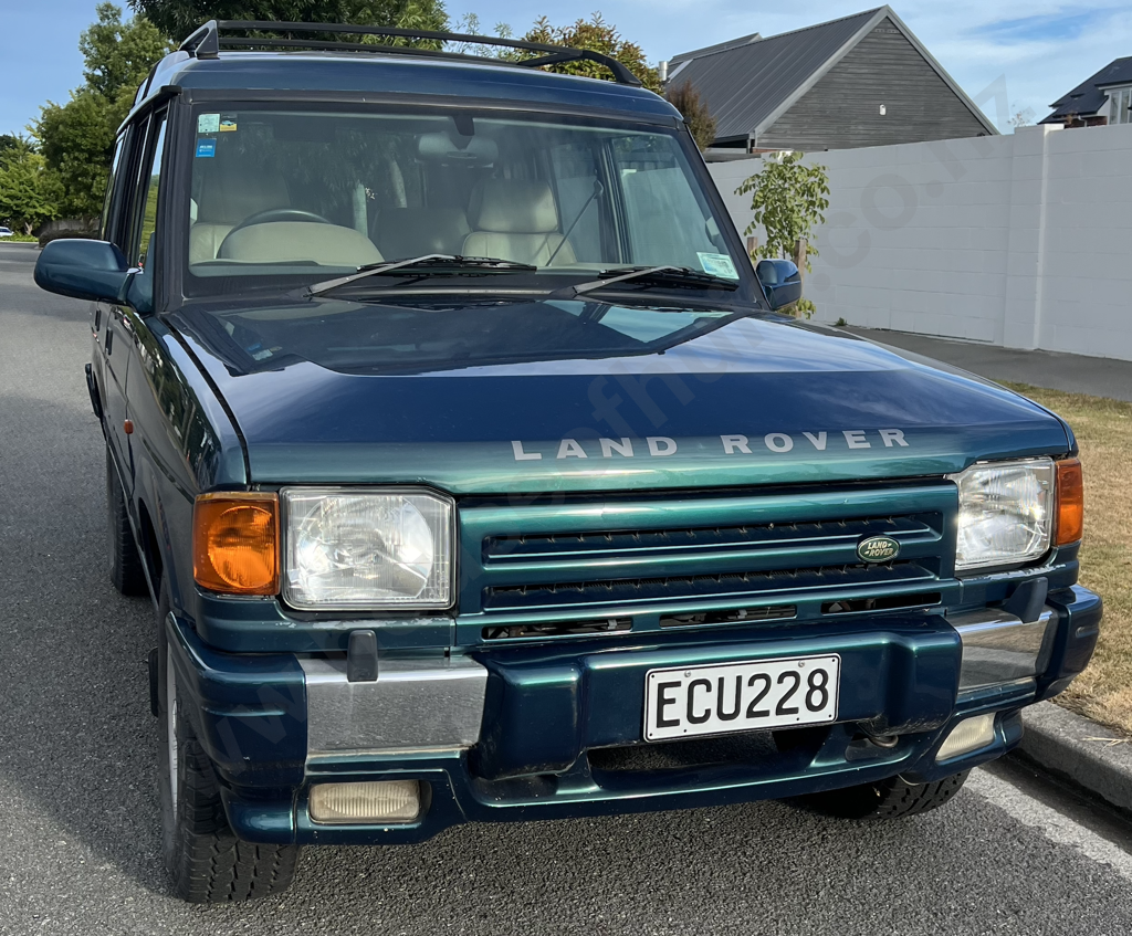 1999 Anniversary Edition Land Rover Discovery in Green Image 1++