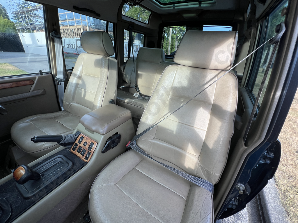 1999 Anniversary Edition Land Rover Discovery in Green Image 1++