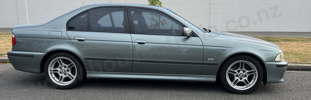 BMW 540i Motorsport in Grey / Green - Very Fast! Image 1++