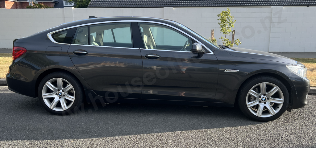2010 BMW 530D Gran Turismo in Grey Image 1++