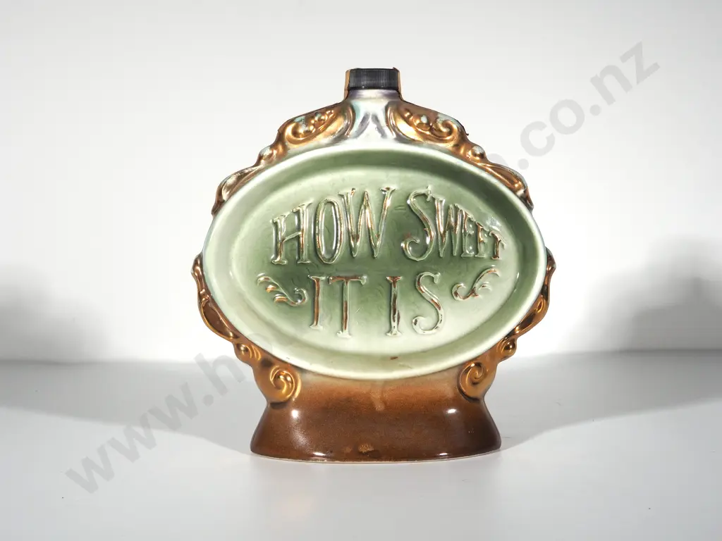 Vintage Unopened Jim Beam Decanter of Whiskey 'Are You A Turtle': 1975 Image 1++