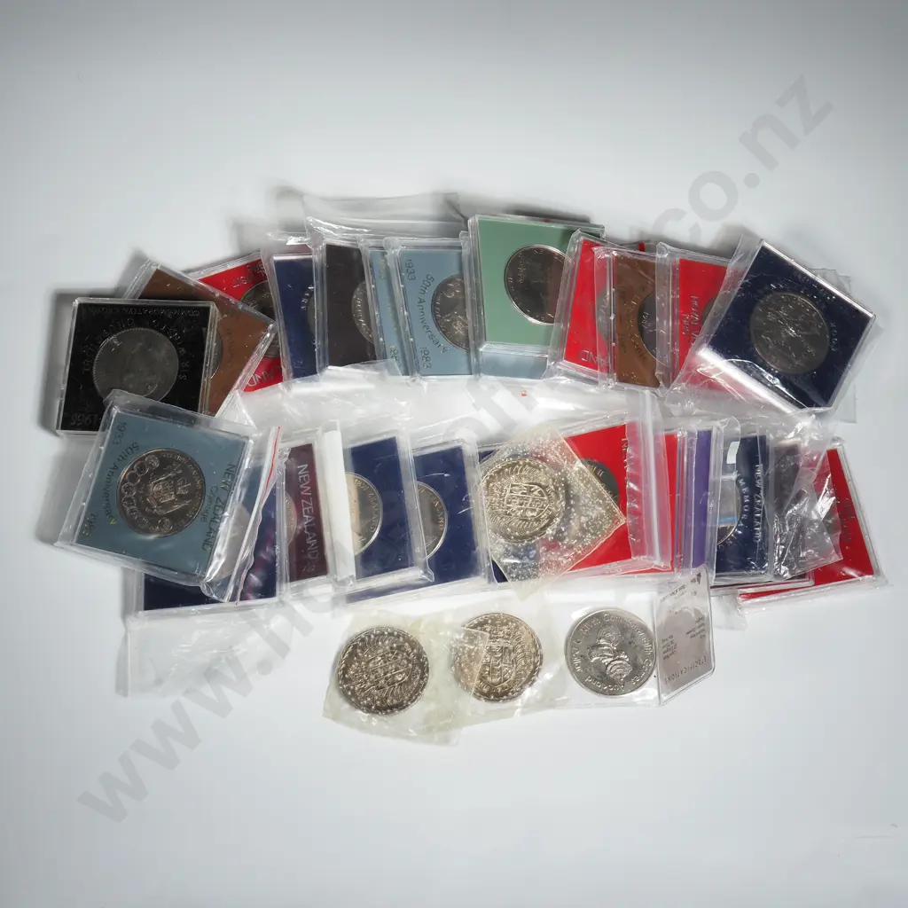 20 New Zealand UNC One Dollar Coins  Image 1++