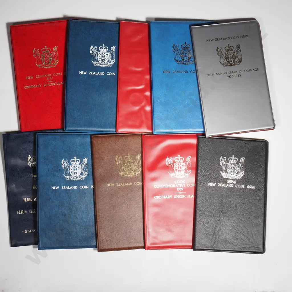 10 New Zealand UNC Coin Sets Image 1++