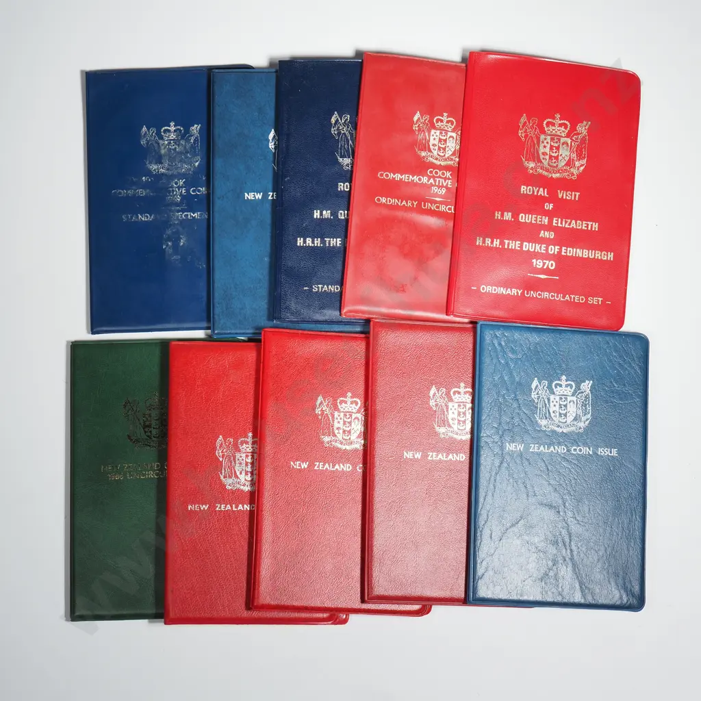 10 New Zealand UNC Coin Sets Image 1++