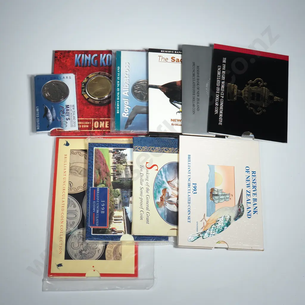 10 New Zealand UNC Coin Sets Image 1++