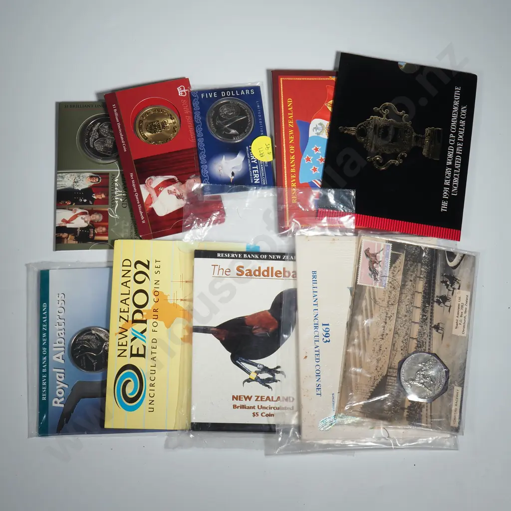 10 New Zealand UNC Coin Sets Image 1++