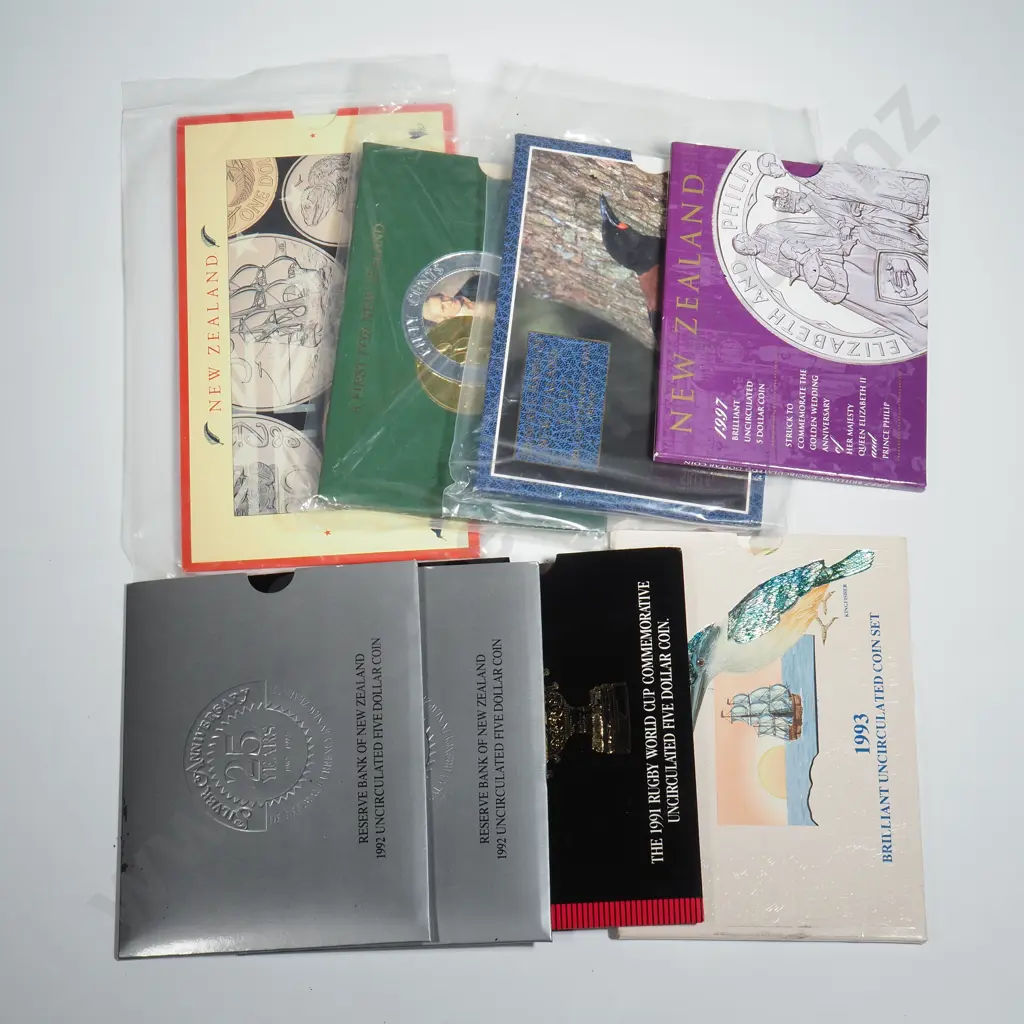 Nine New Zealand UNC Coin Sets  Image 1++