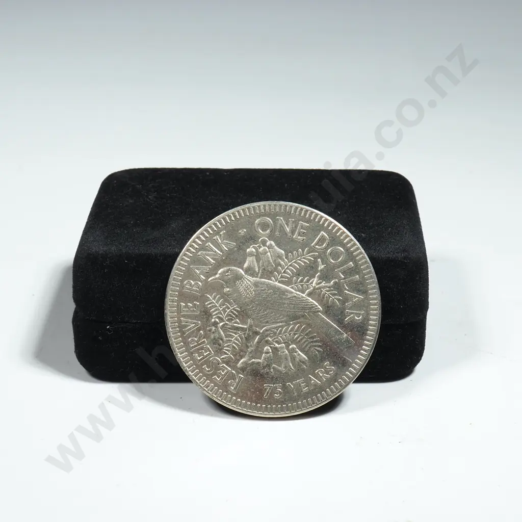 2009 New Zealand 75 Year Anniversary UNC Coin - Staff Issue Image 1++