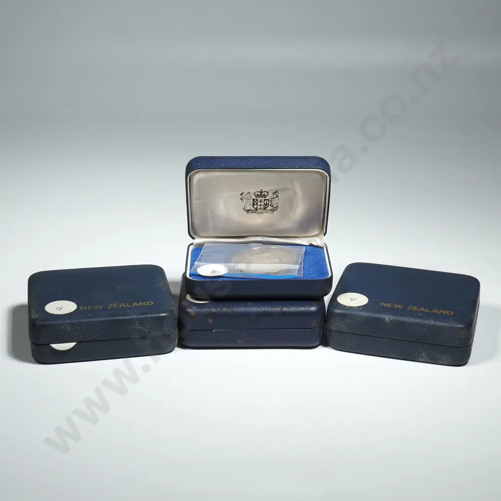 Four New Zealand Proof One Dollar Coins  Image 1++