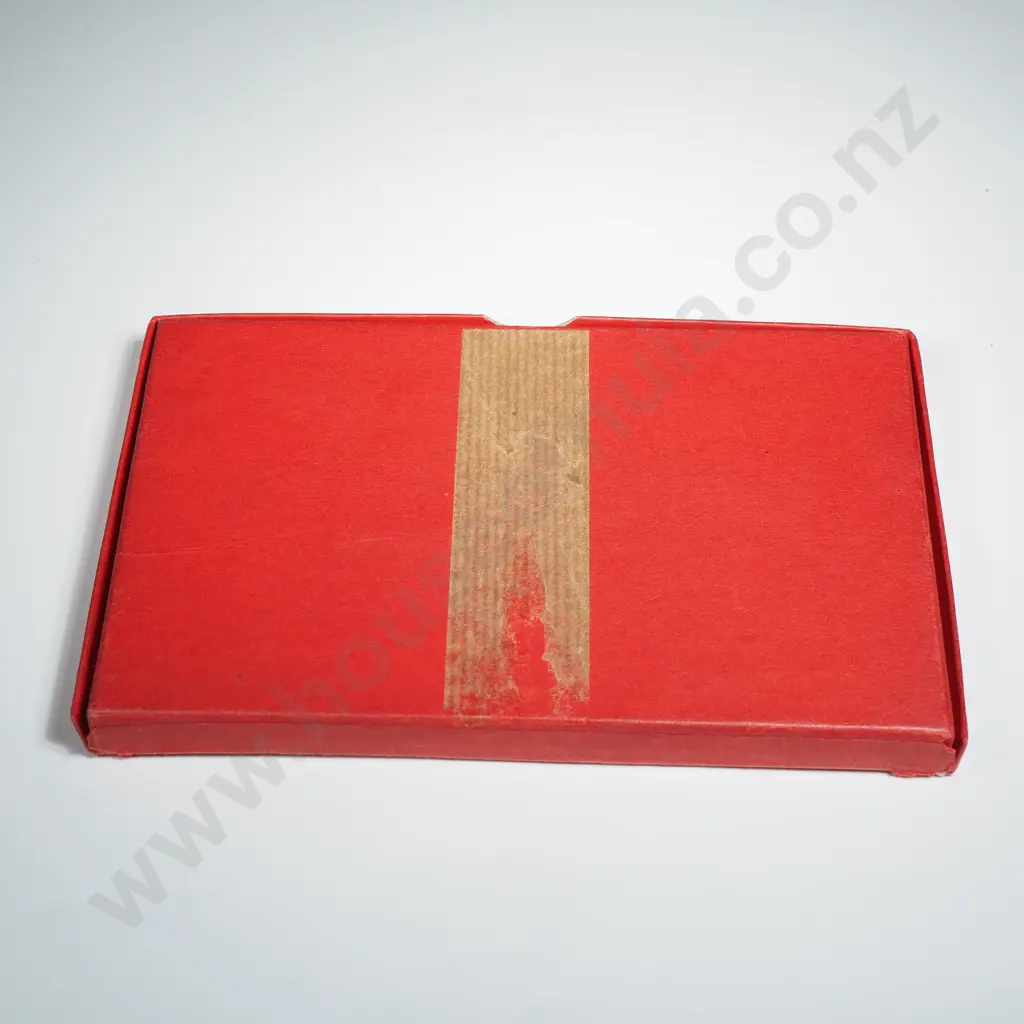 1935 New Zealand Waitangi Proof Set Box in Good Condition w Fitting Cloth  Image 1++