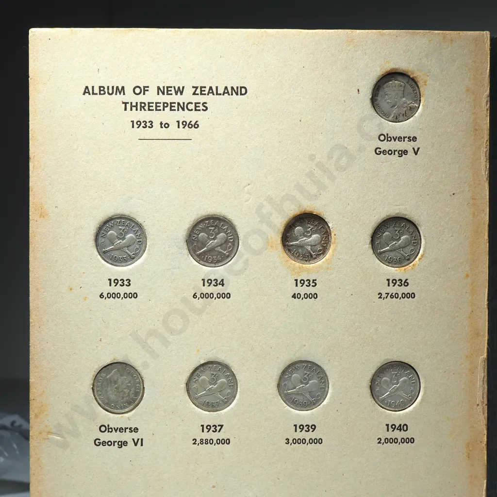 New Zealand Threepence set incl 1935 Threepence & 1942 One Dot Image 1++