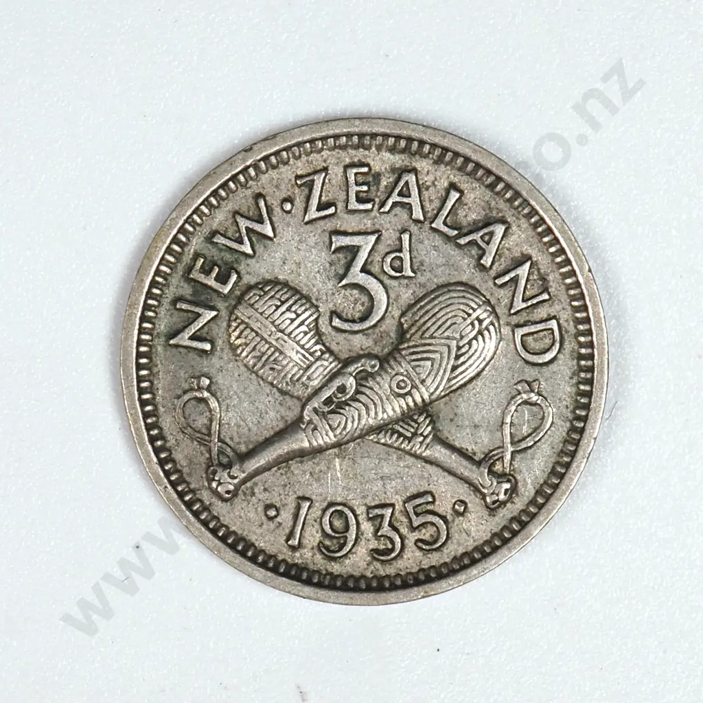 1935 New Zealand Threepence  Image 1++