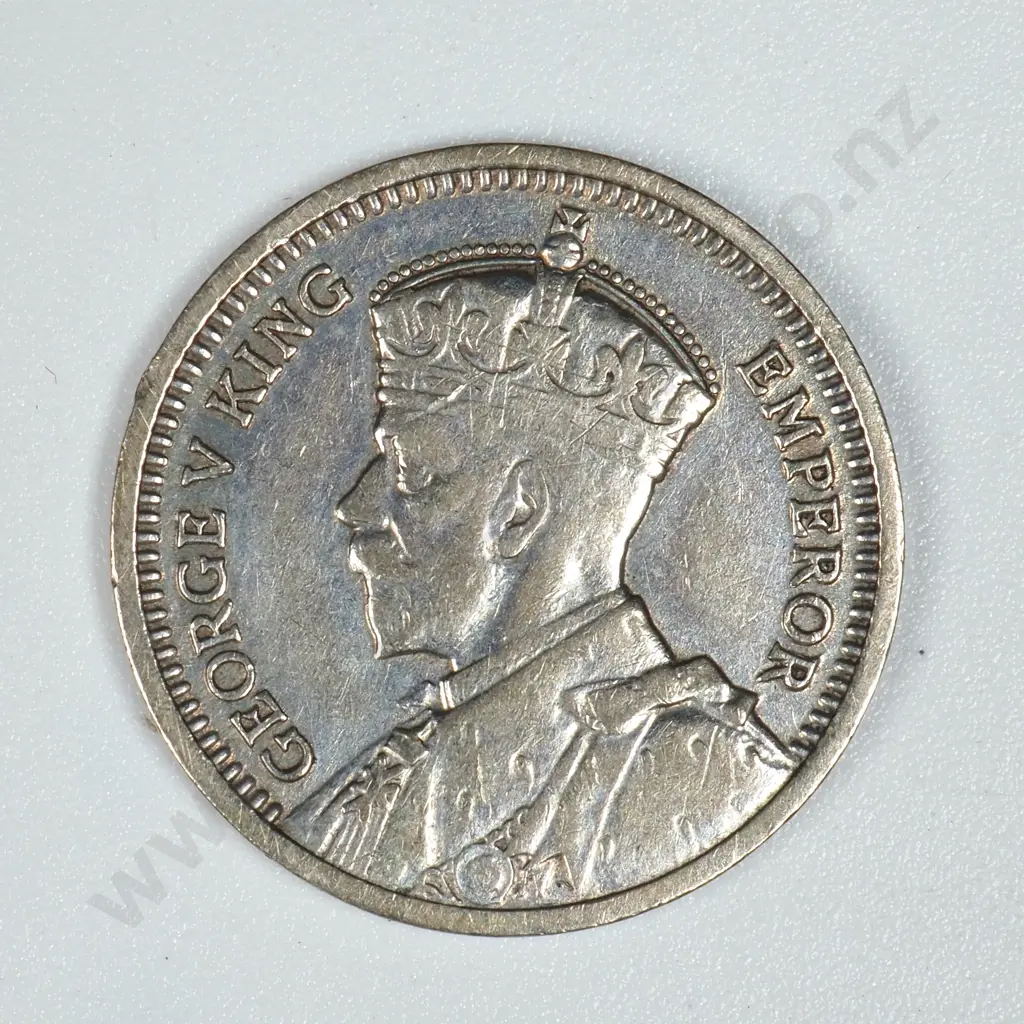 New Zealand 1935 Threepence Image 1++