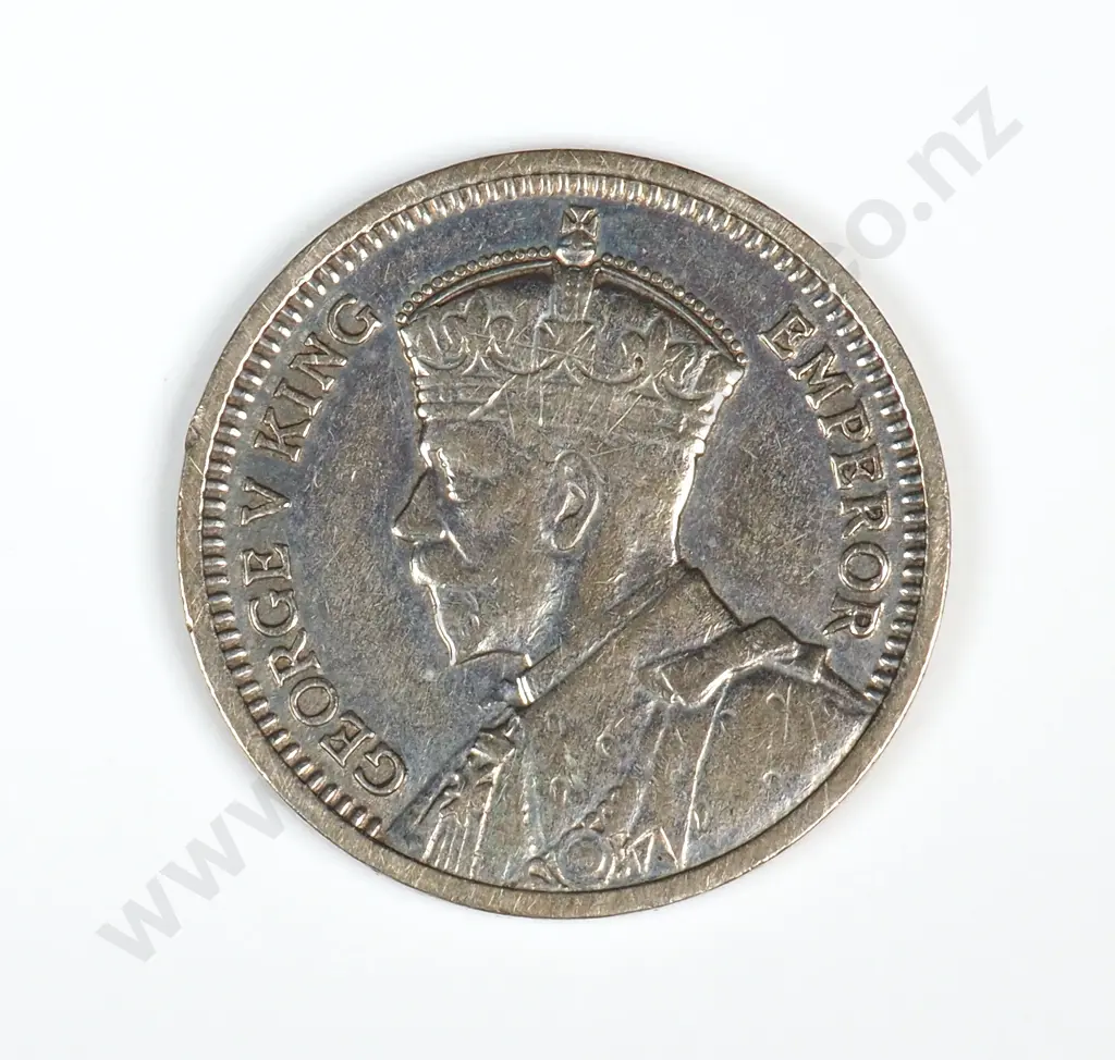 1935 New Zealand Threepence - Average Image 1++