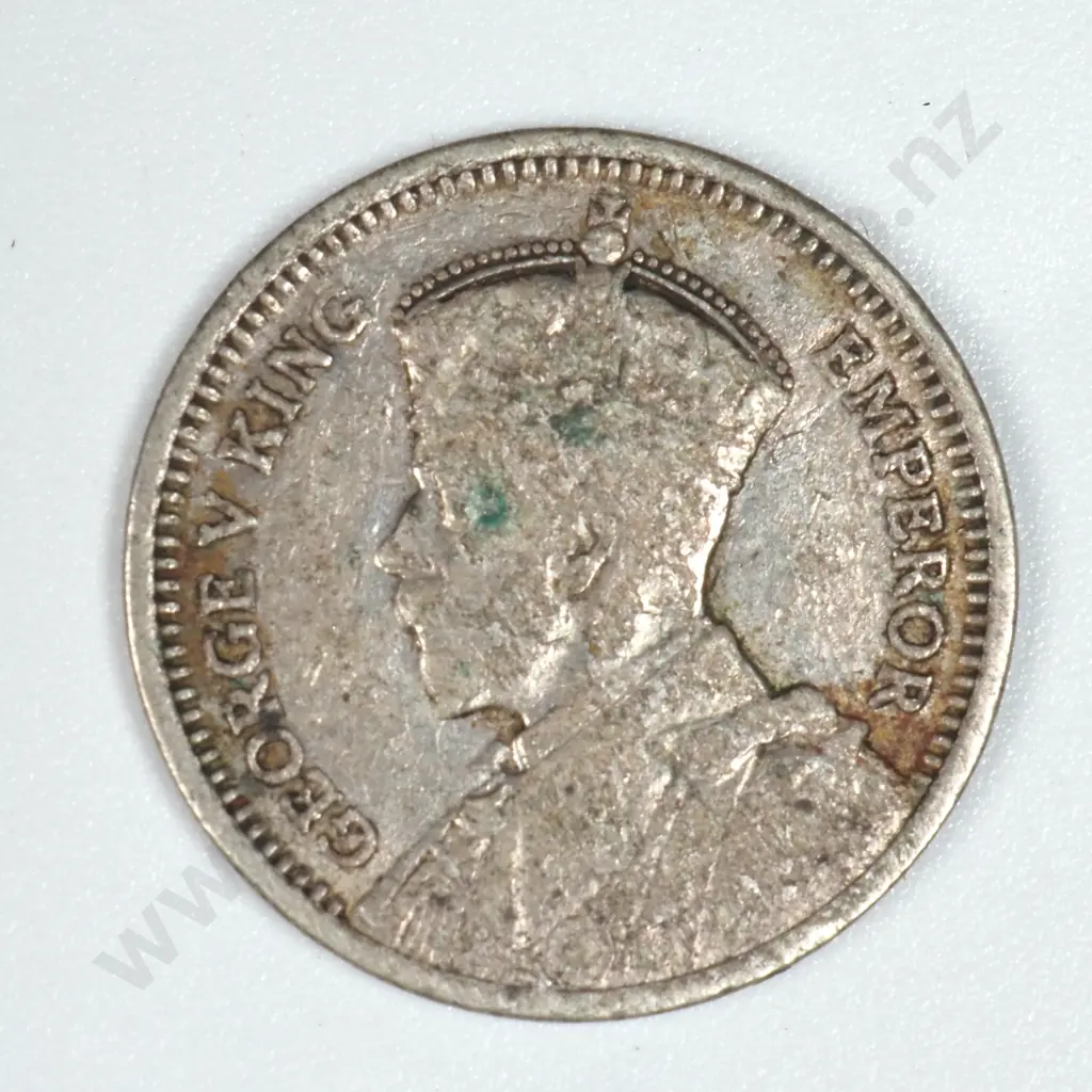 1935 New Zealand Threepence  Image 1++