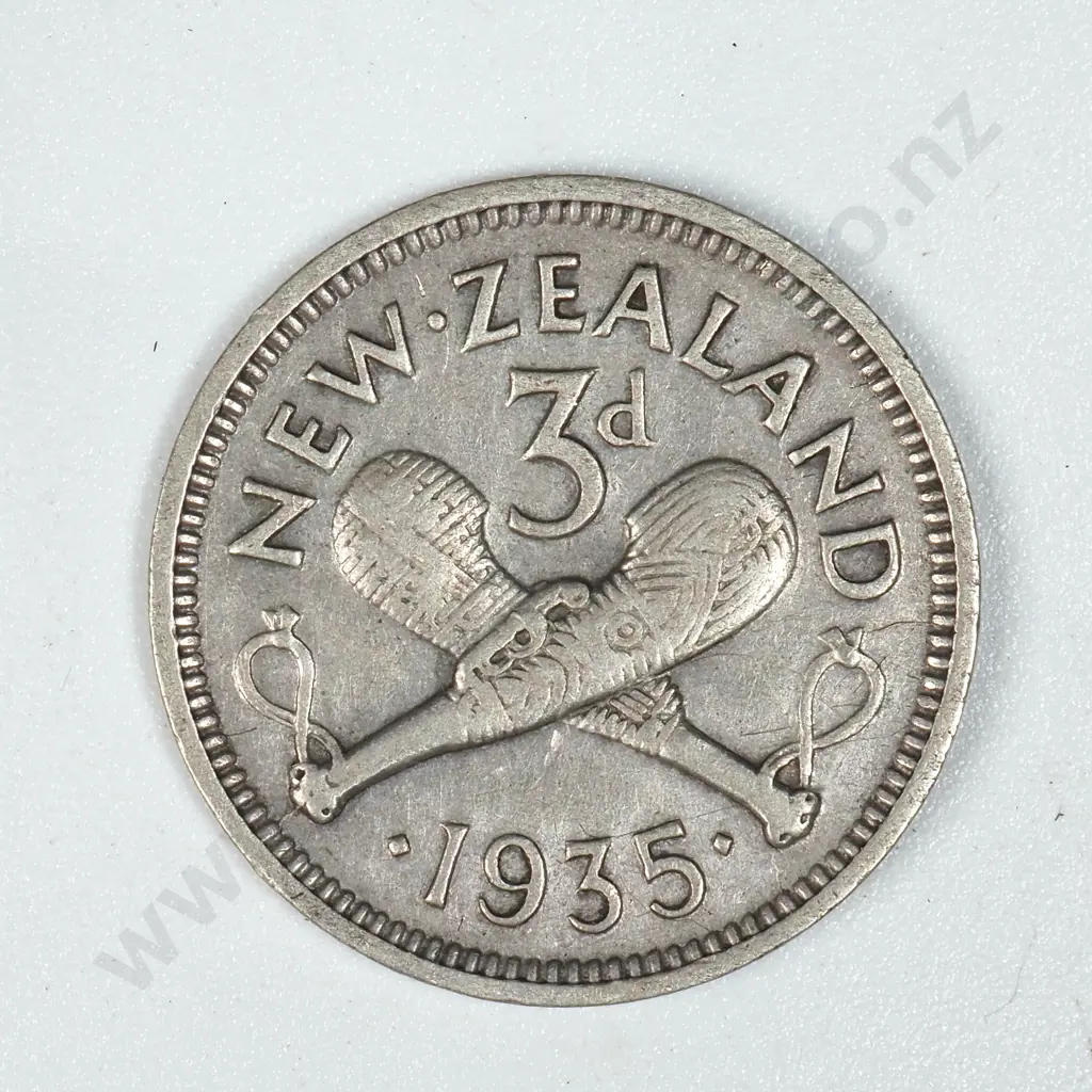 1935 New Zealand Threepence  Image 1++