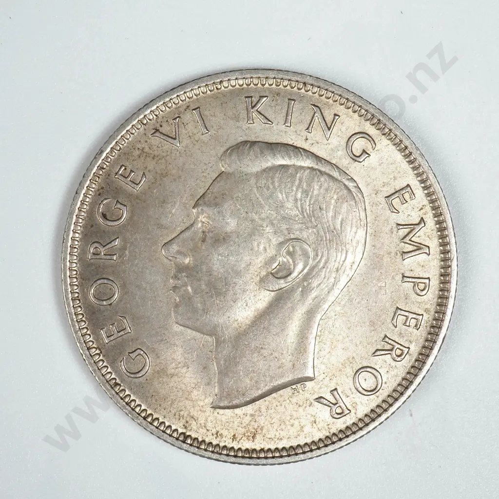 1940 New Zealand Waitangi Half Crown  Image 1++