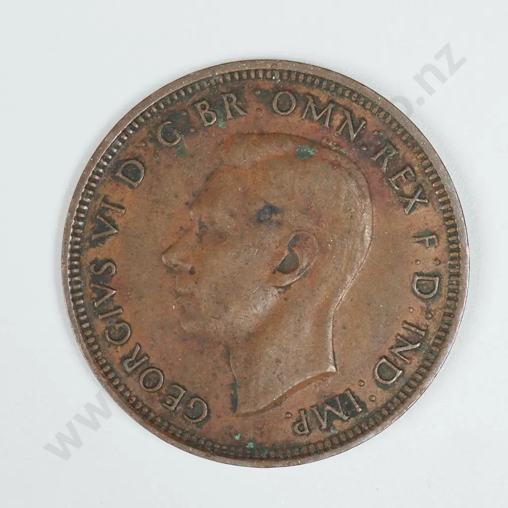 1939 Australian Half Penny w Planchet Flaw Peel  Image 1++