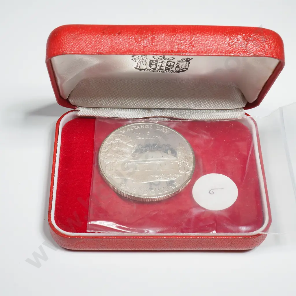 New Zealand Proof One Dollar Coin  Image 1++