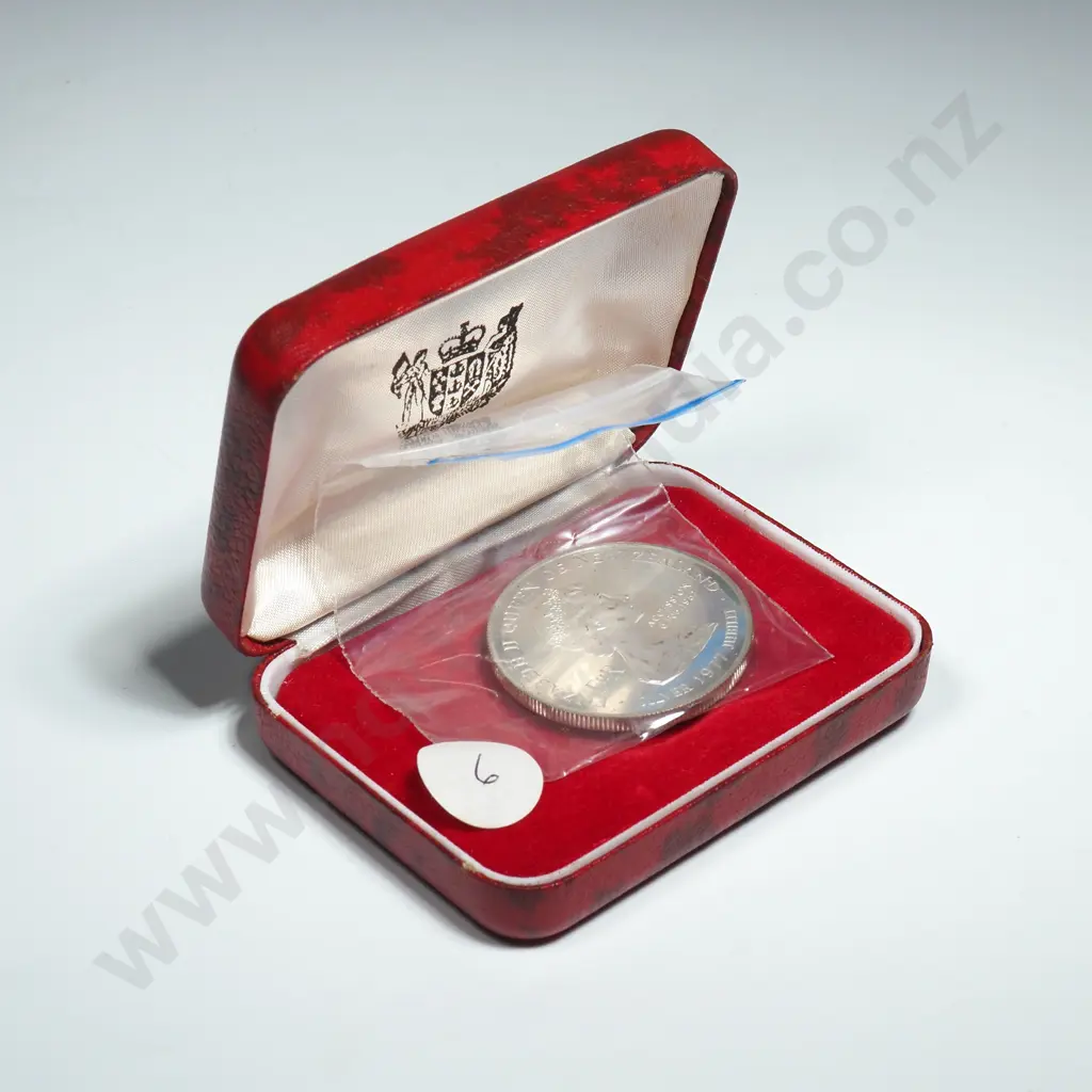 New Zealand Proof One Dollar Coin  Image 1++