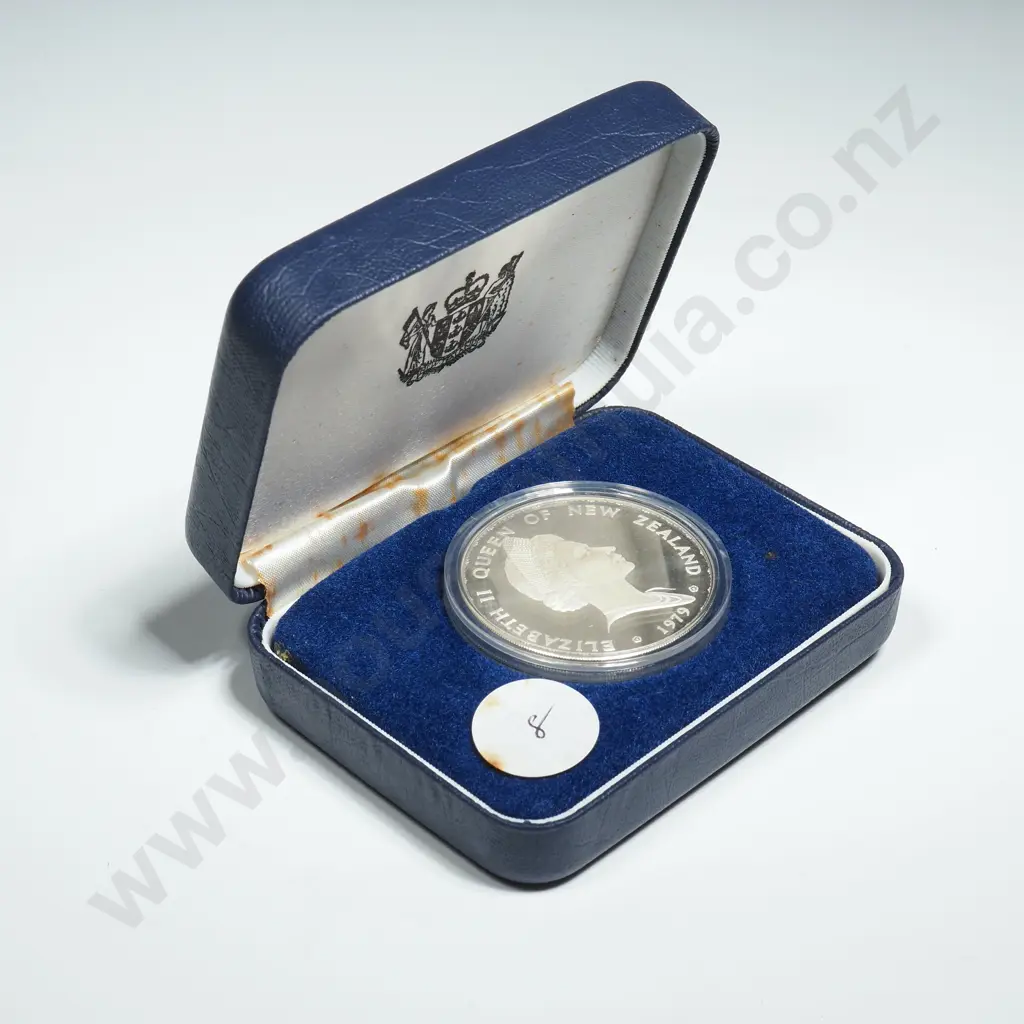 New Zealand Proof Silver One Dollar Coin  Image 1++