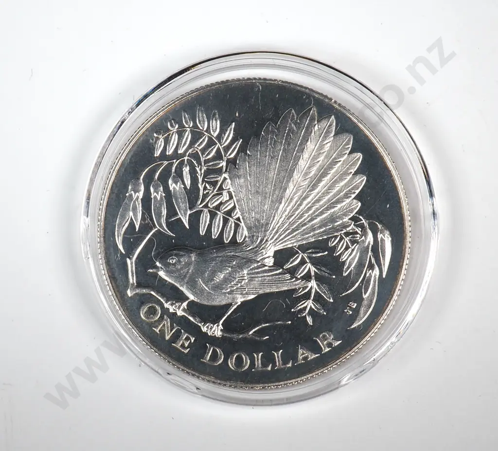 1980 27.22 Gram Sterling Silver New Zealand Proof Coin  Image 1++
