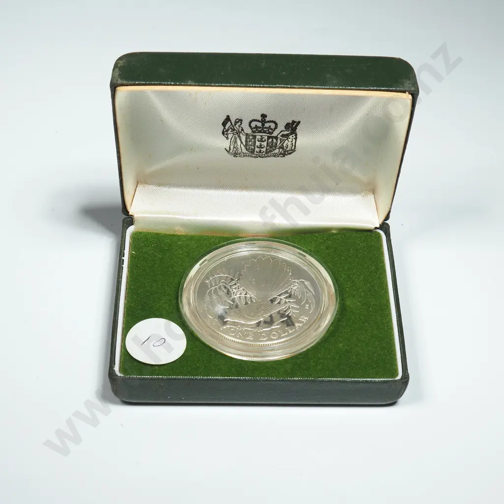 New Zealand Proof Silver One Dollar Coin  Image 1++