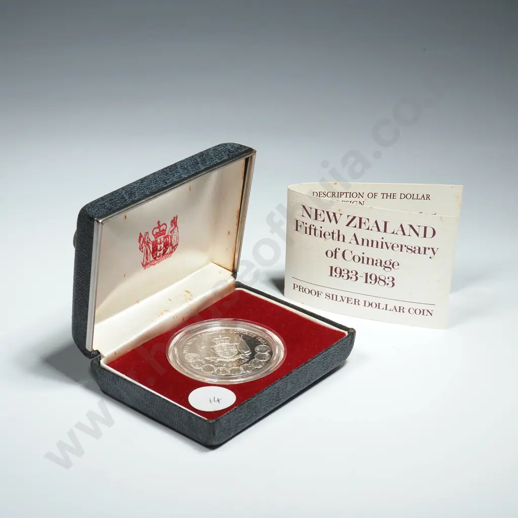 New Zealand Proof Coin Set w Silver One Dollar Coin  Image 1++