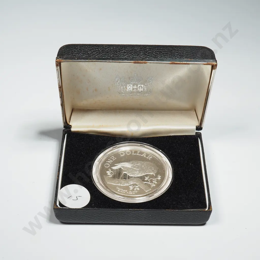 New Zealand Proof Silver One Dollar Coin  Image 1++