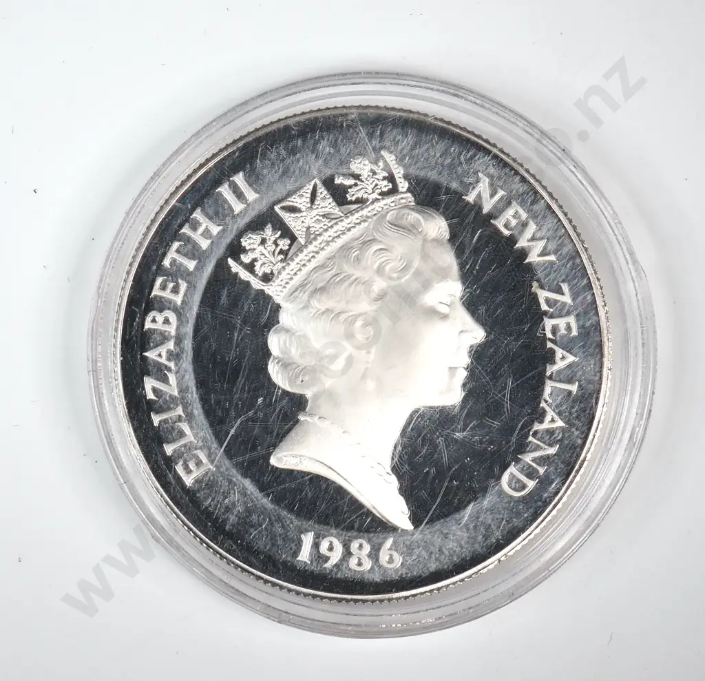 1986 27.22 Gram Sterling Silver New Zealand Proof Coin  Image 1++