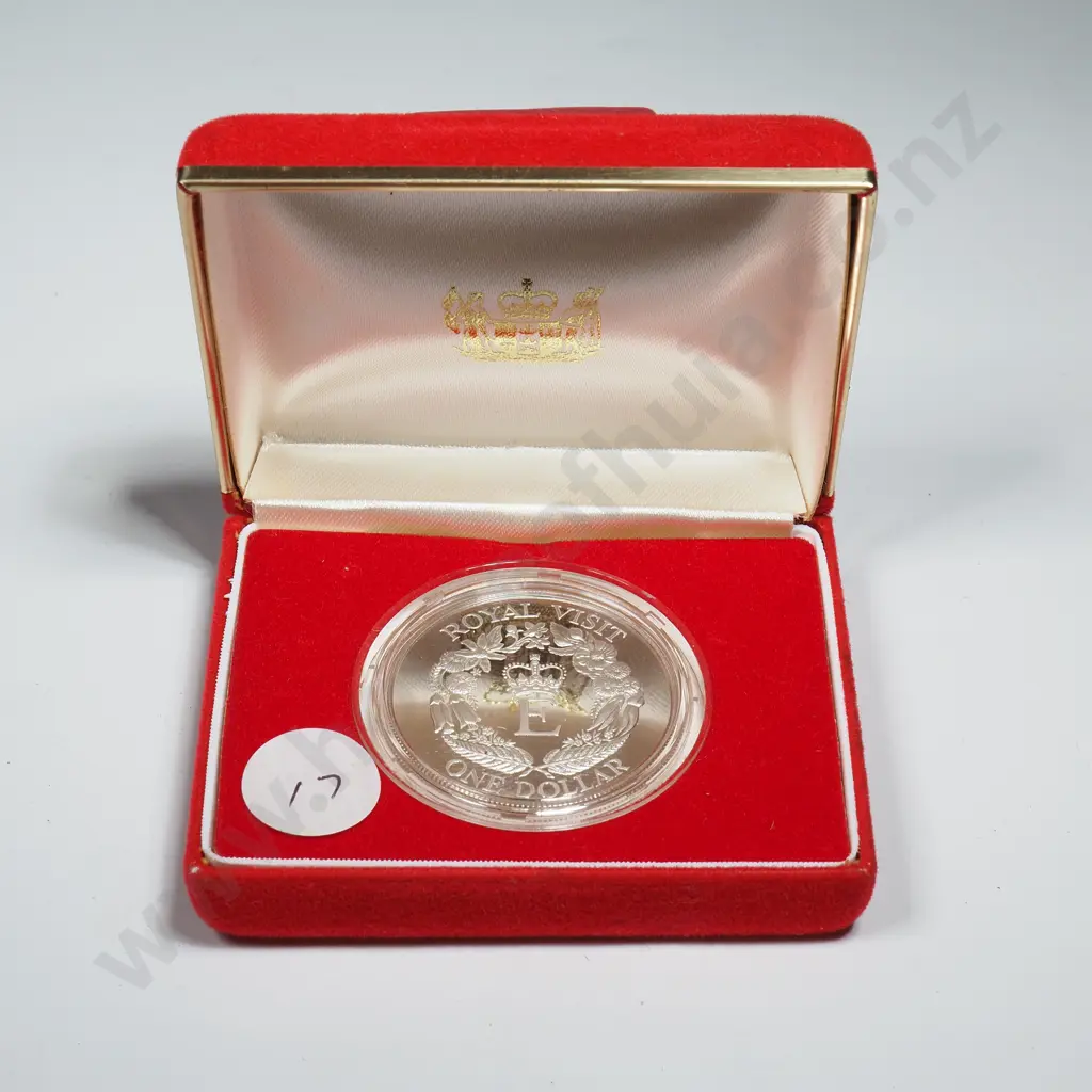 New Zealand Proof Silver One Dollar Coin  Image 1++