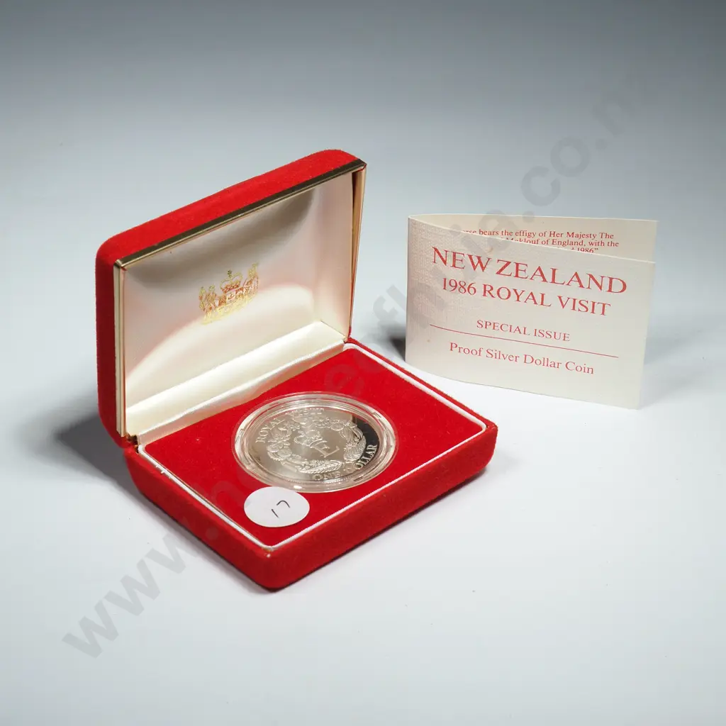 New Zealand Proof Silver One Dollar Coin  Image 1++