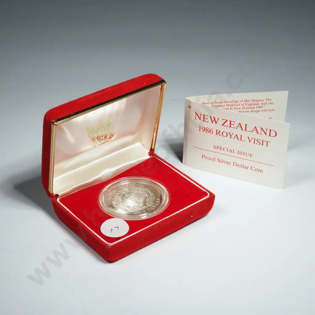 New Zealand Proof Silver One Dollar Coin  Image 1++