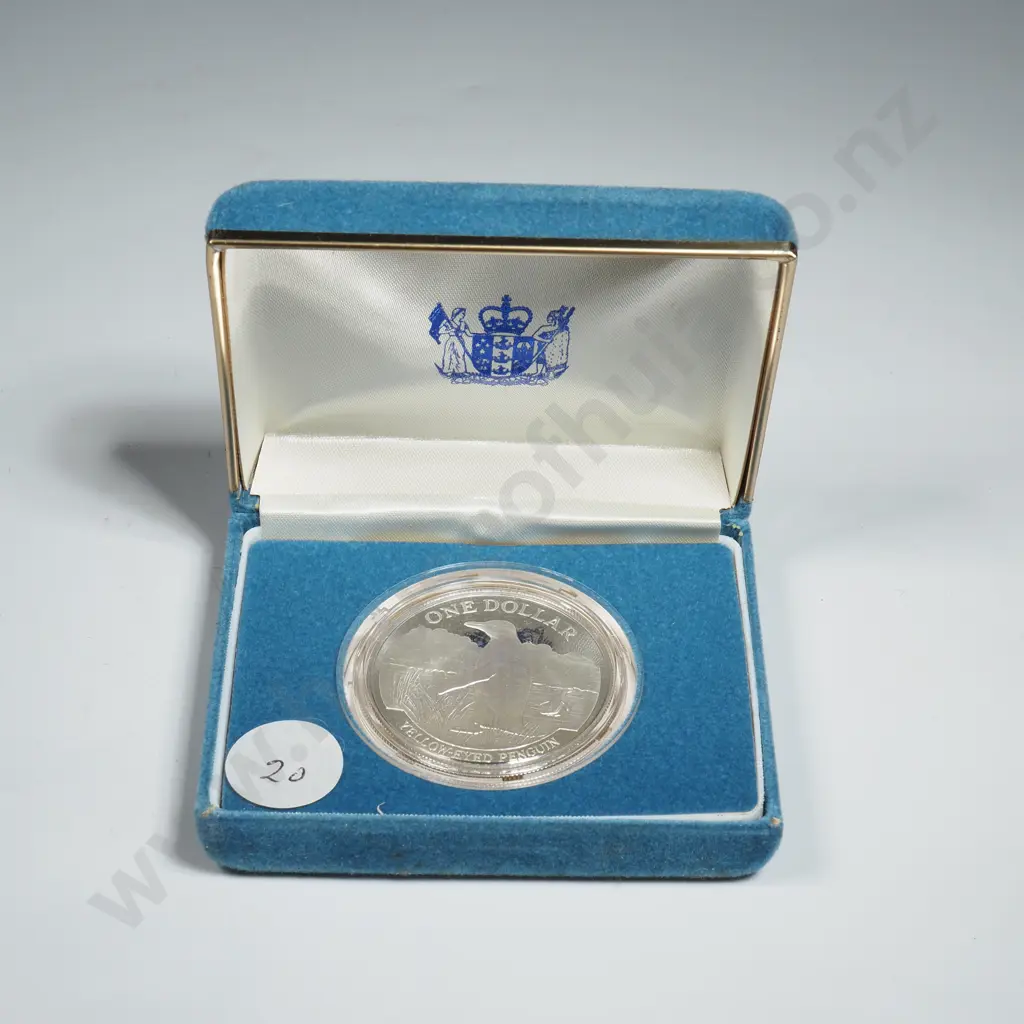 New Zealand Proof One Dollar Silver Coin  Image 1++