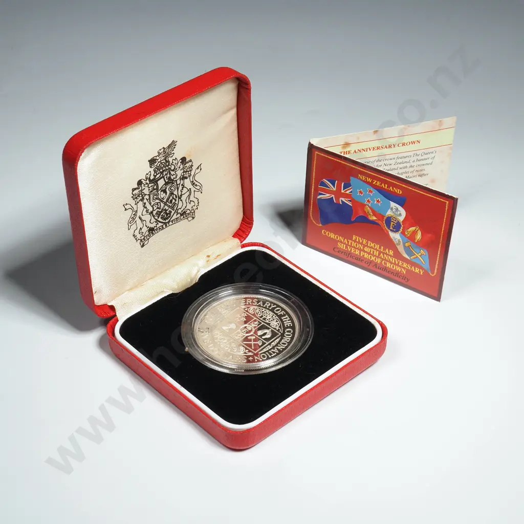 1993 New Zealand Proof Silver Five Dollar Coin  Image 1++