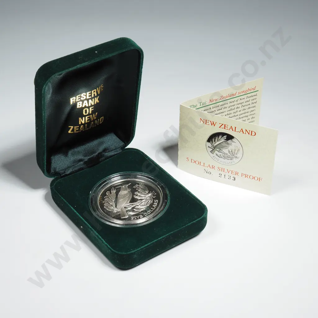 New Zealand Proof One Dollar Silver Coin  Image 1++