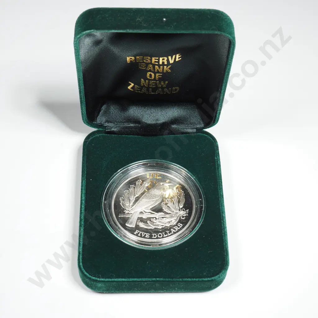 New Zealand Proof One Dollar Silver Coin  Image 1++