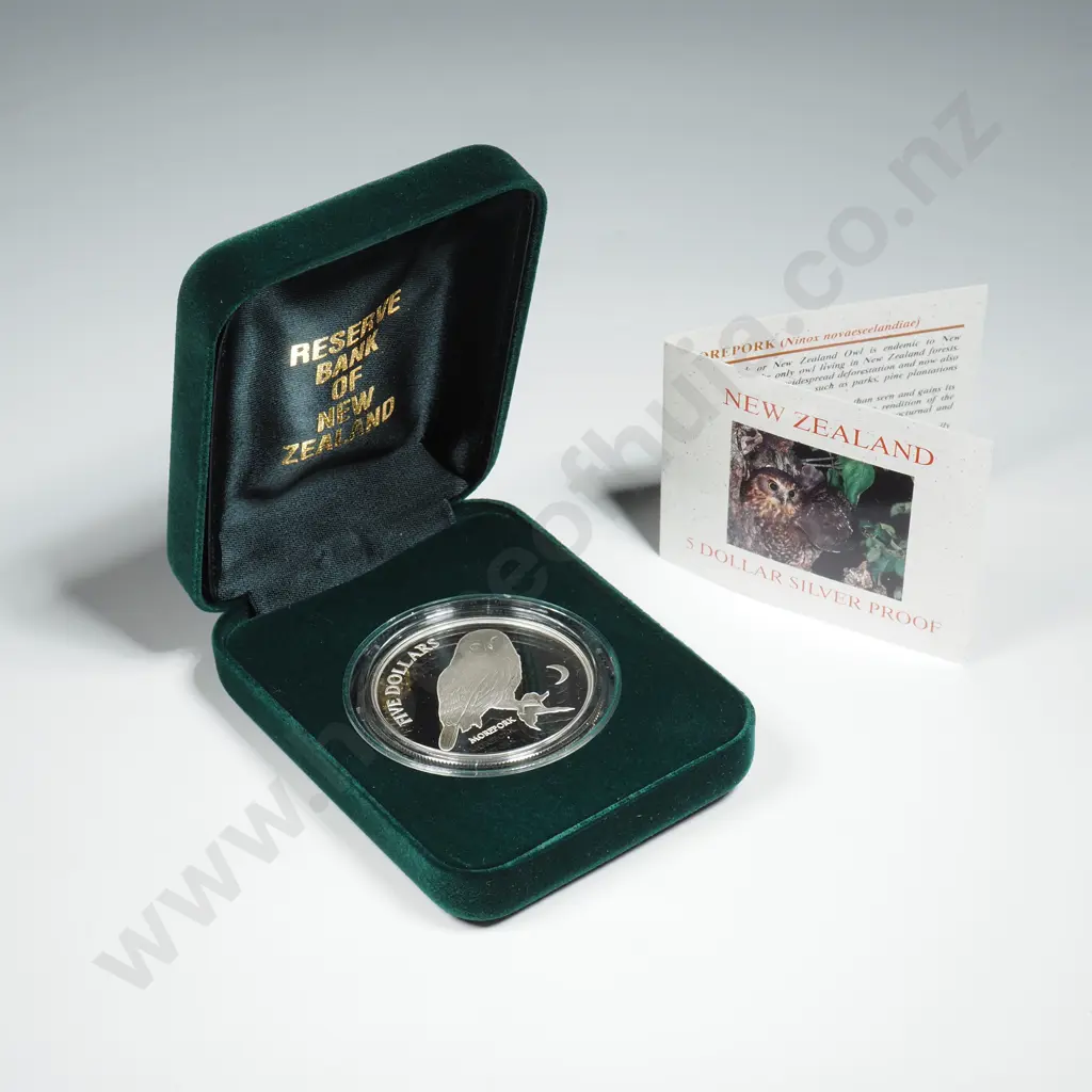 1999 New Zealand Five Dollar Silver Proof Coin  Image 1++