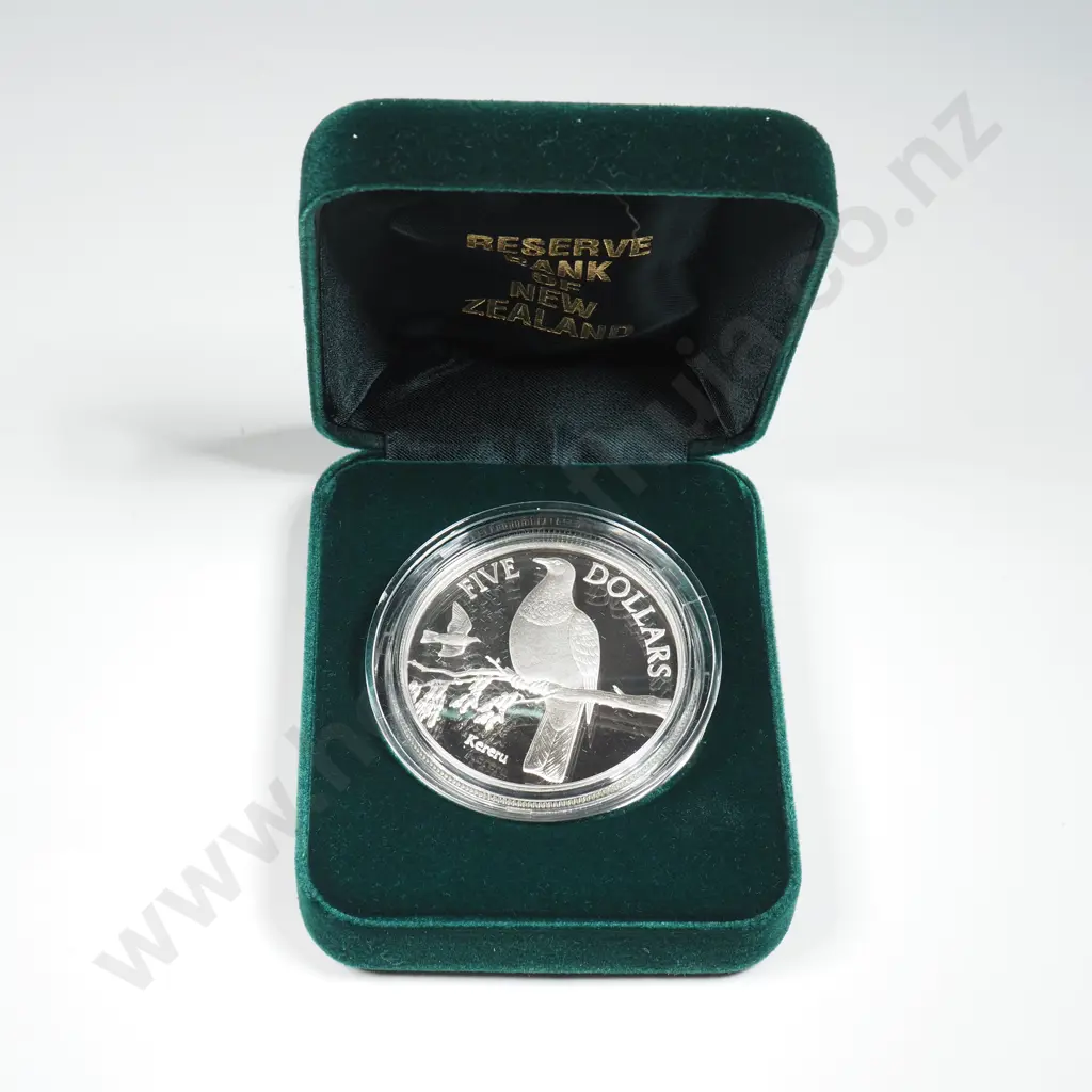2001 New Zealand Kereru Proof Five Dollar Coin  Image 1++
