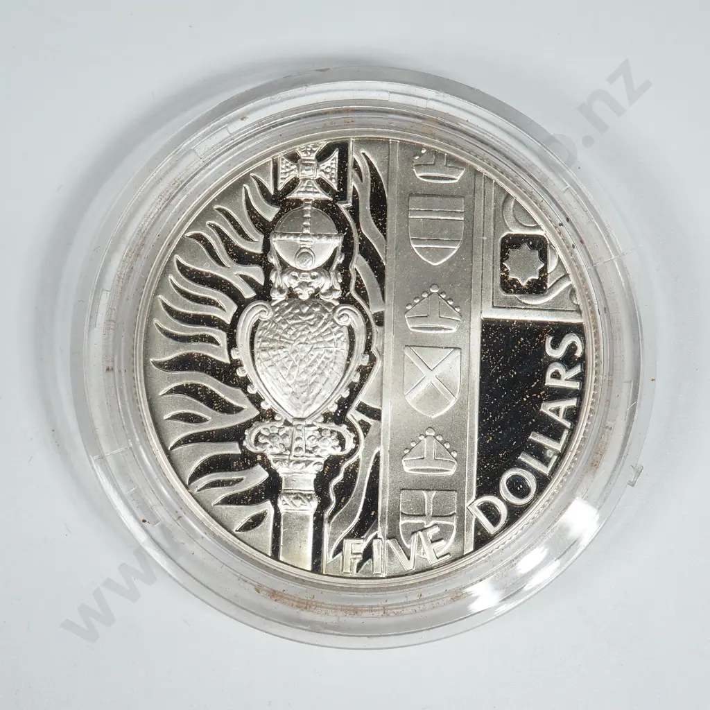 2002 New Zealand Five Dollar Proof Silver Coin  Image 1++