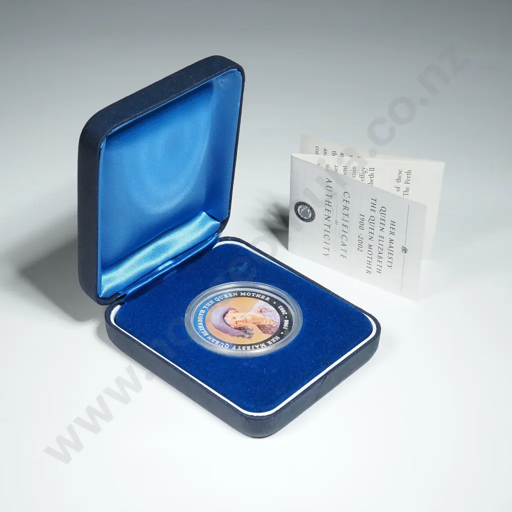 2002 Queen Mother Proof One Ounce Silver Coin  Image 1++