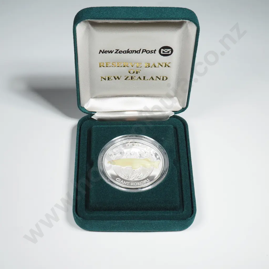 2003 New Zealand SIlver Proof Five Dollar Coin Image 1++