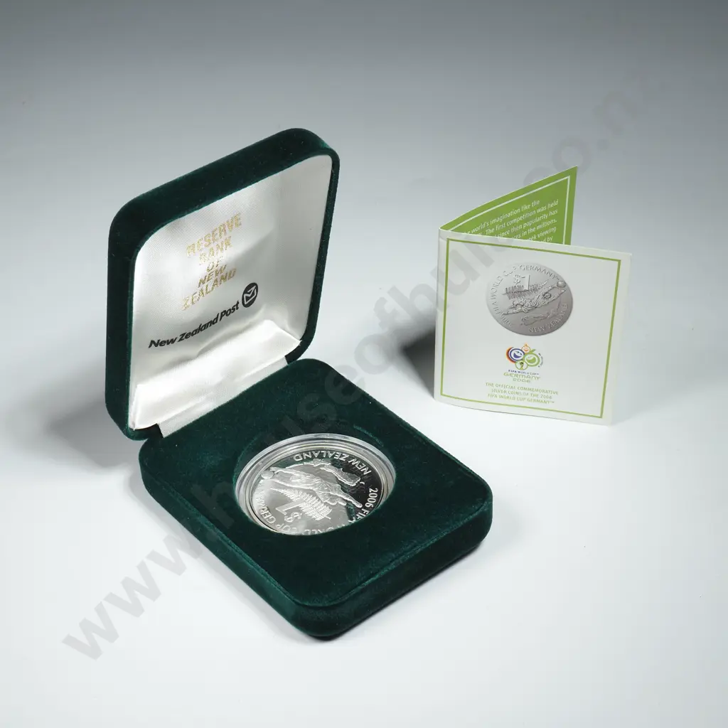 2006 Fifa World Cup Germany New Zealand Silver Proof Coin  Image 1++