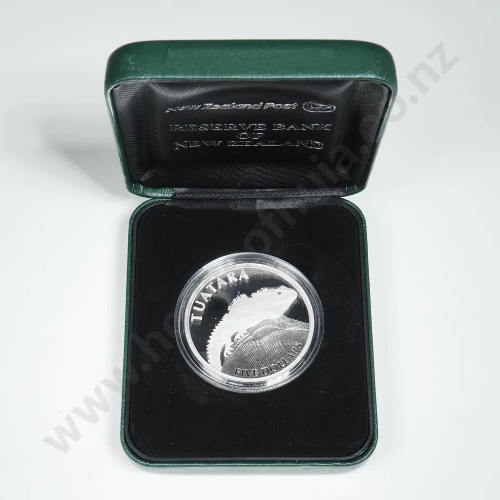 2007 New Zealand Silver Frosted Five Dollar Proof Coin  Image 1++