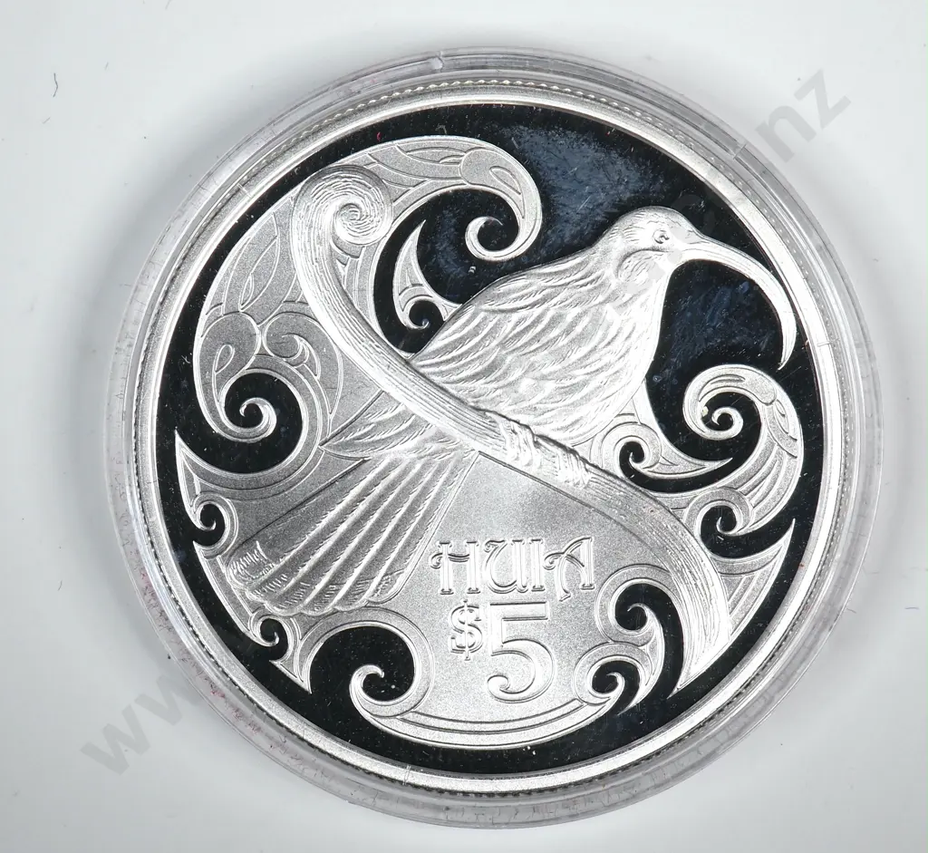 Uncased 2015 New Zealand Proof One Ounce Silver Coin  Image 1++