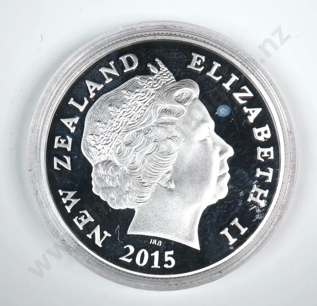 Uncased 2015 New Zealand Proof One Ounce Silver Coin  Image 1++